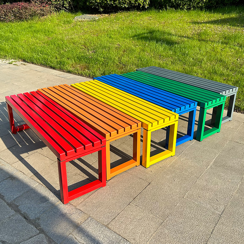 مقعد أبيض لمشاهير الإنترنت مع  - مراجعة Outdoor Furniture Metal Chairs وسعره
